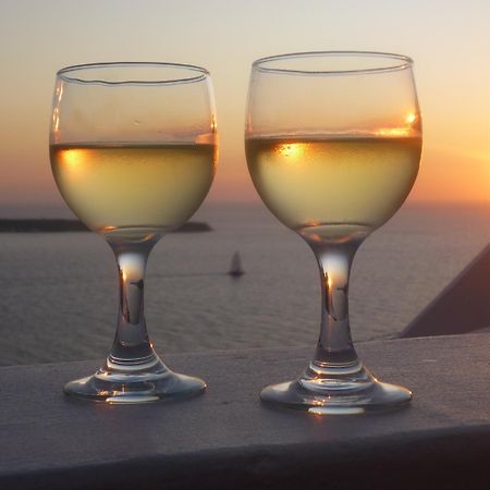 Sea View Beach Hotel (Adults Only) Perivolos  Bagian luar foto
