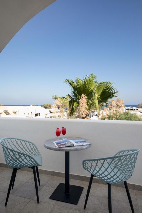 Sea View Beach Hotel (Adults Only) Perivolos  Bagian luar foto