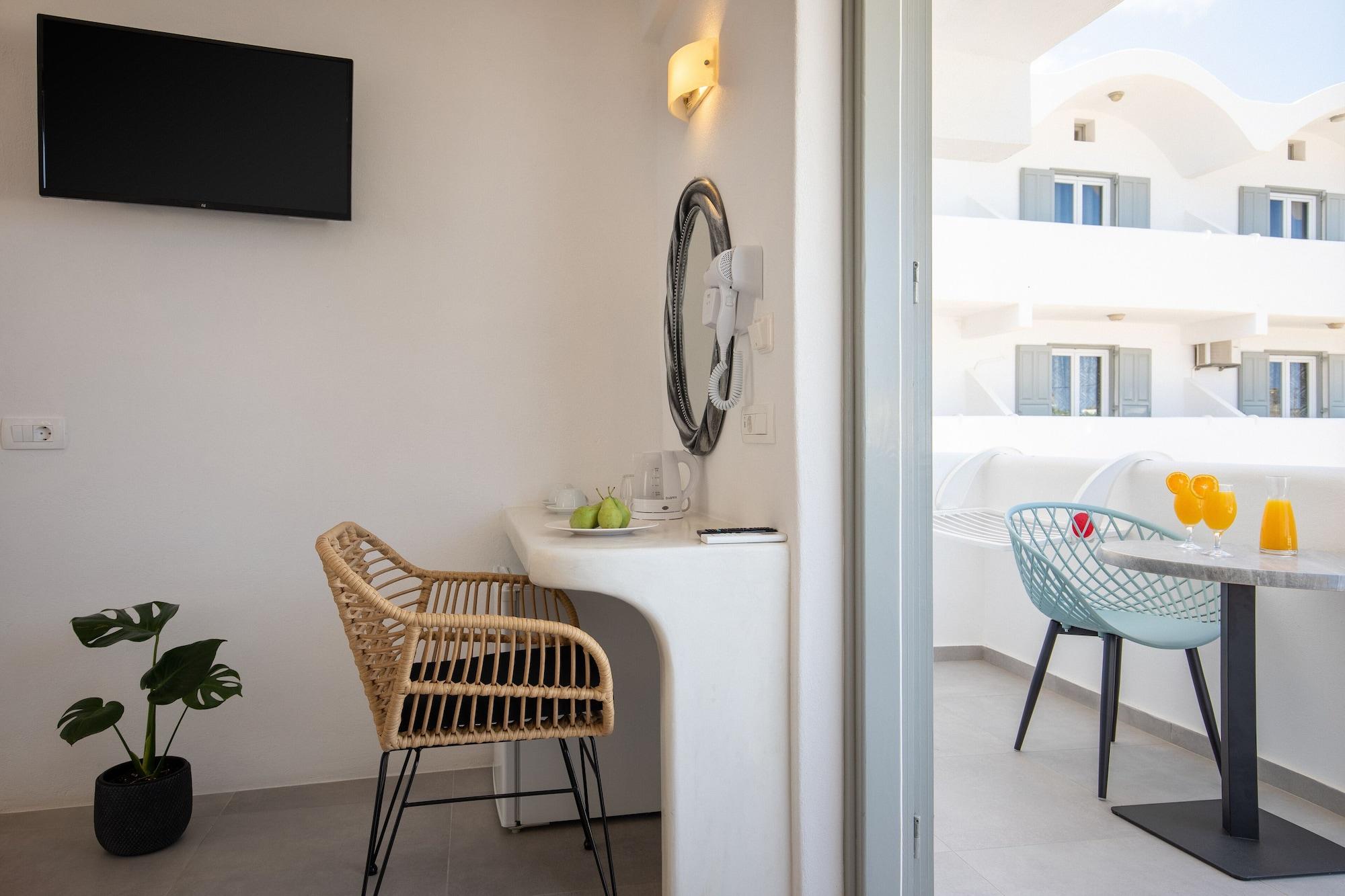 Sea View Beach Hotel (Adults Only) Perivolos  Bagian luar foto