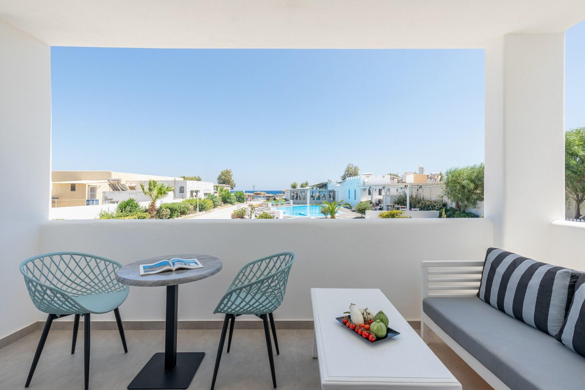 Sea View Beach Hotel (Adults Only) Perivolos  Bagian luar foto
