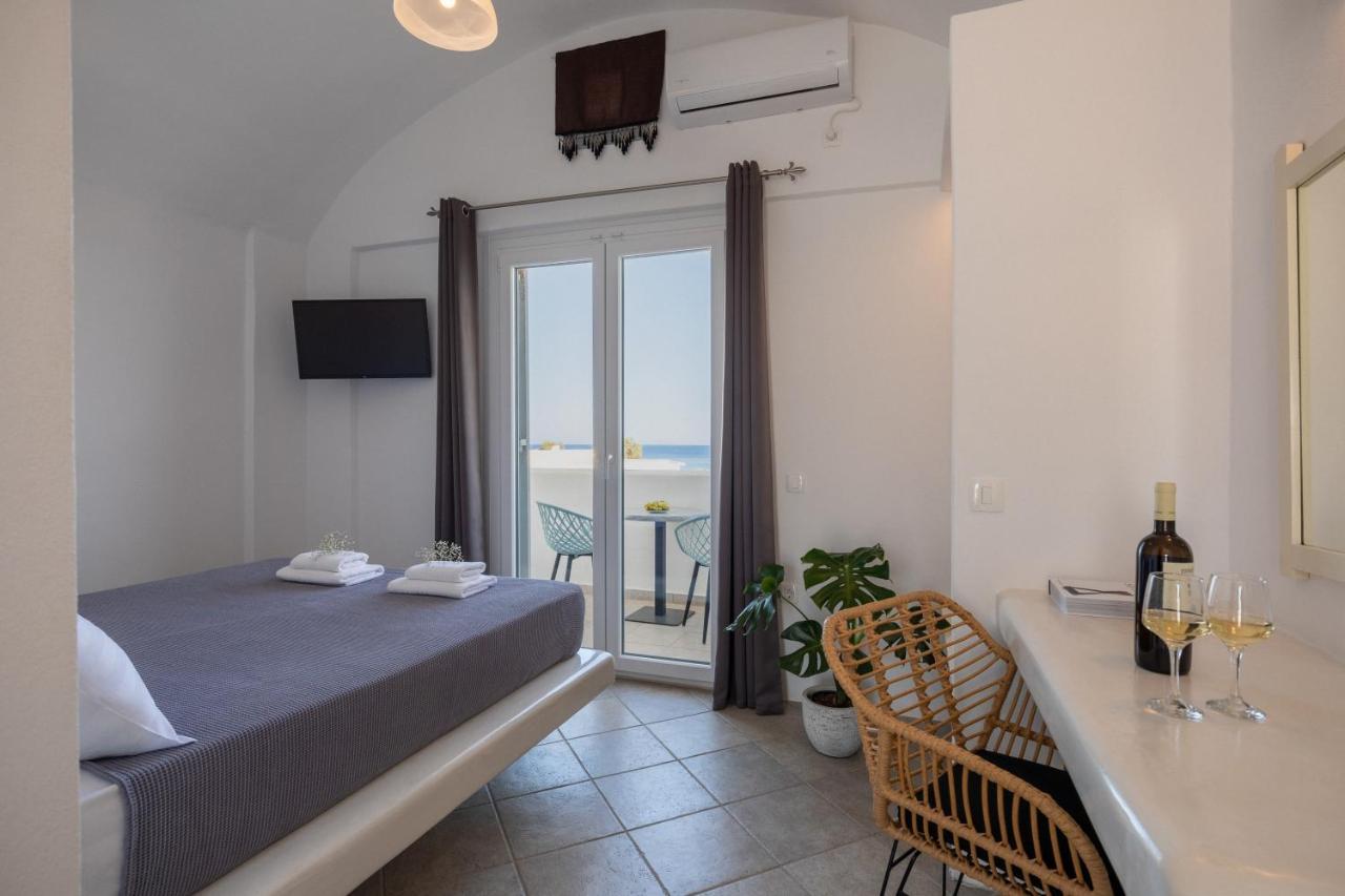 Sea View Beach Hotel (Adults Only) Perivolos  Bagian luar foto