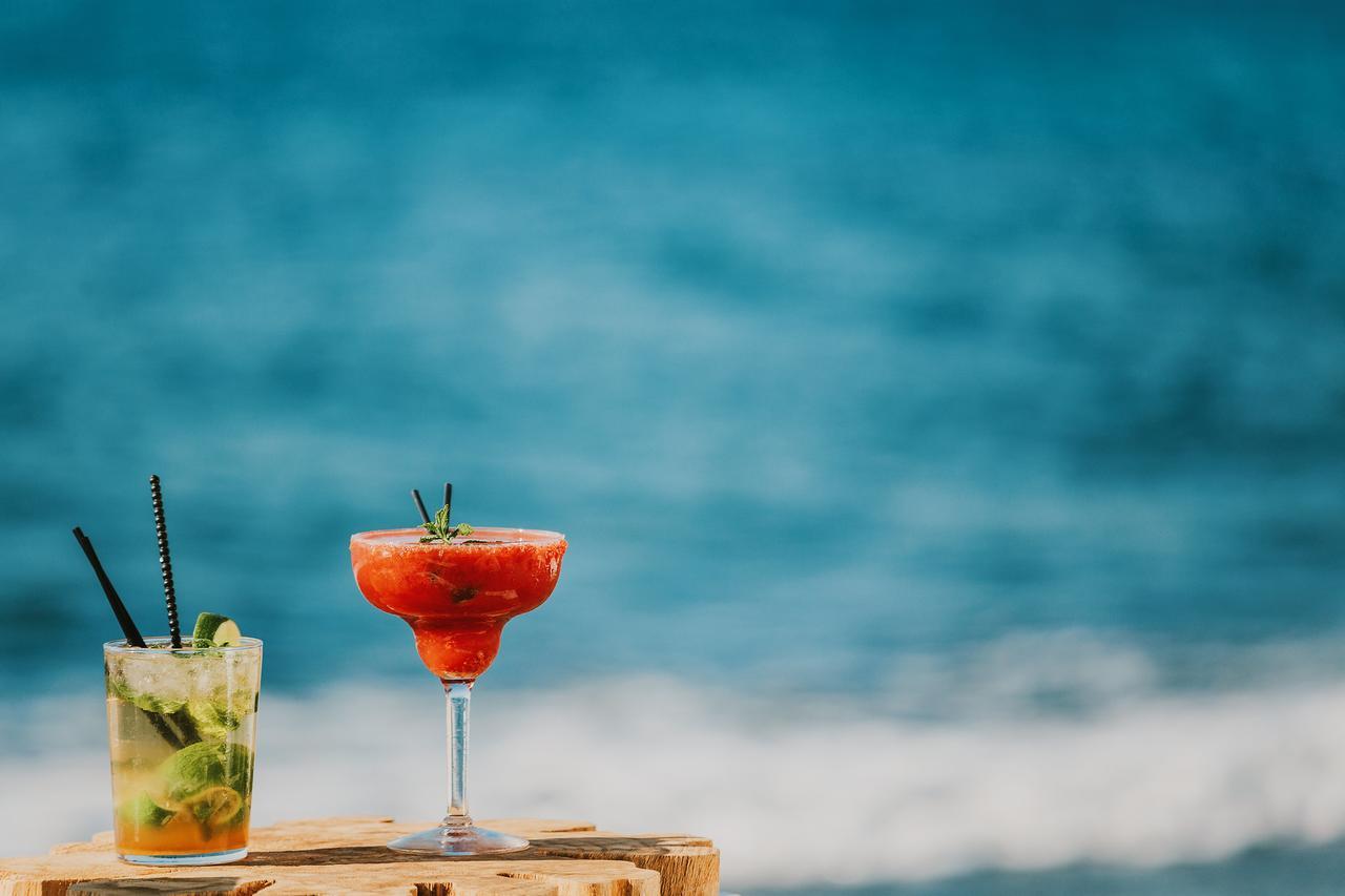 Sea View Beach Hotel (Adults Only) Perivolos  Bagian luar foto