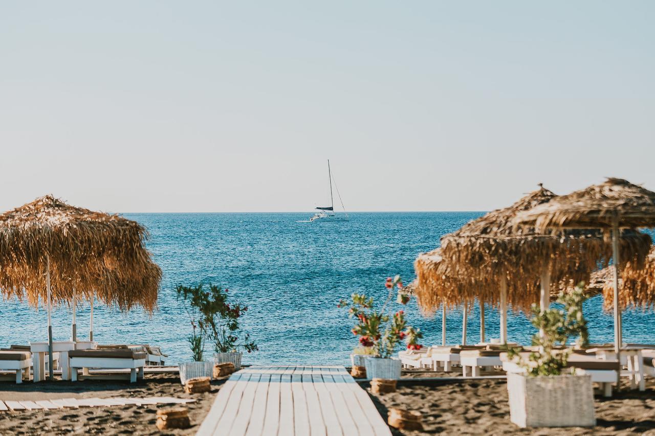 Sea View Beach Hotel (Adults Only) Perivolos  Bagian luar foto
