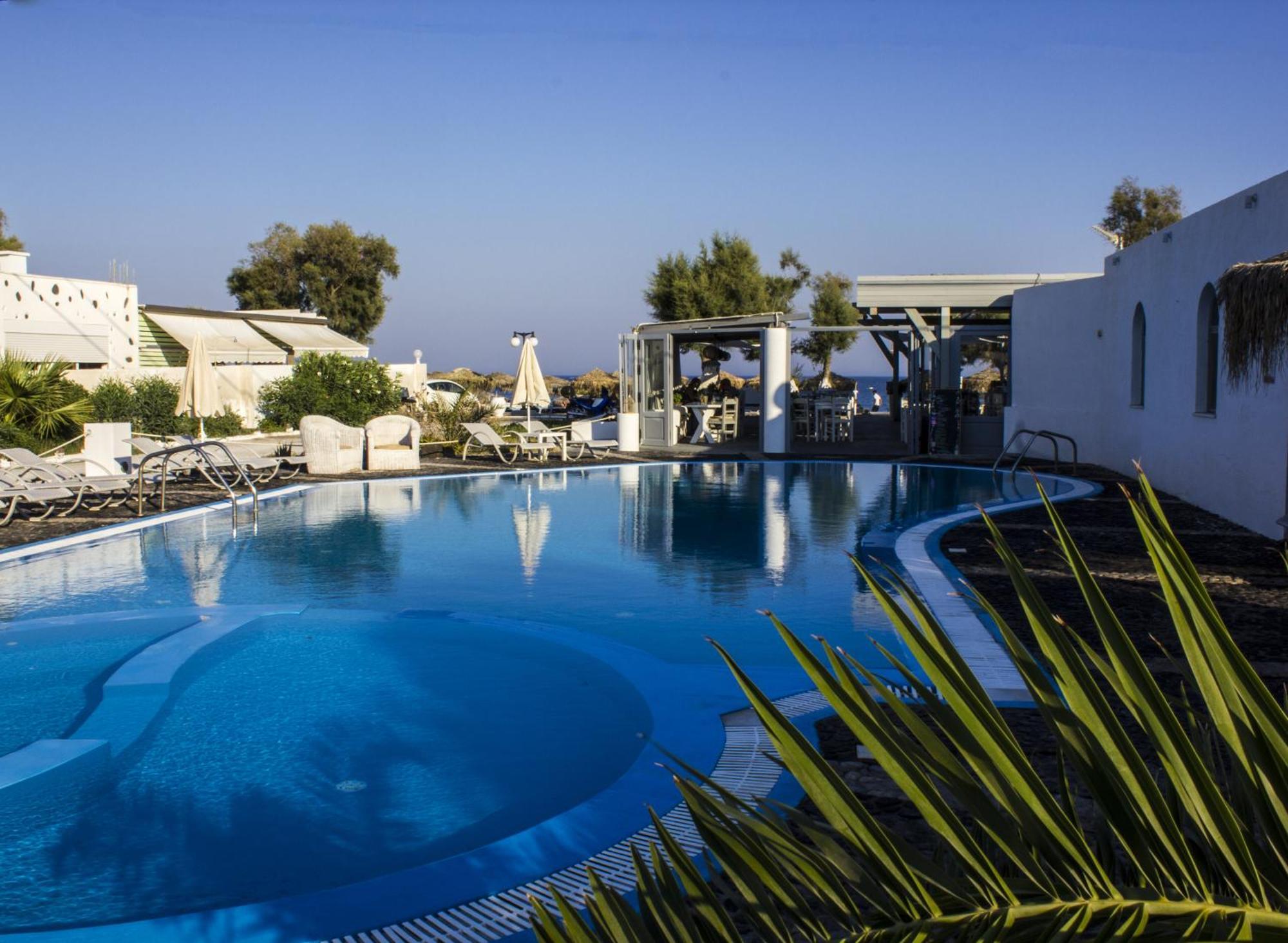 Sea View Beach Hotel (Adults Only) Perivolos  Bagian luar foto